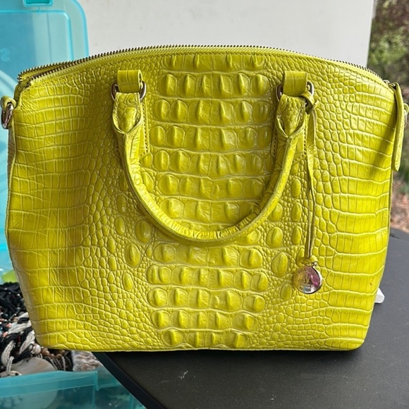 Brahmin “ Lemongrass” Crocodile Embossed Satchel with Metallic Hardware NWOT - Picture 2 of 10